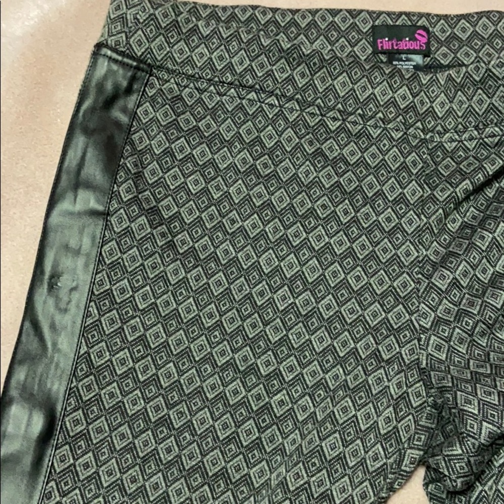 Black and gray pattern dress pants